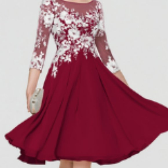 NEW-JJ’s House A-Line Scoop Neck Knee-Length Chiffon Lace Dress (Original $116.) - Picture 1 of 3